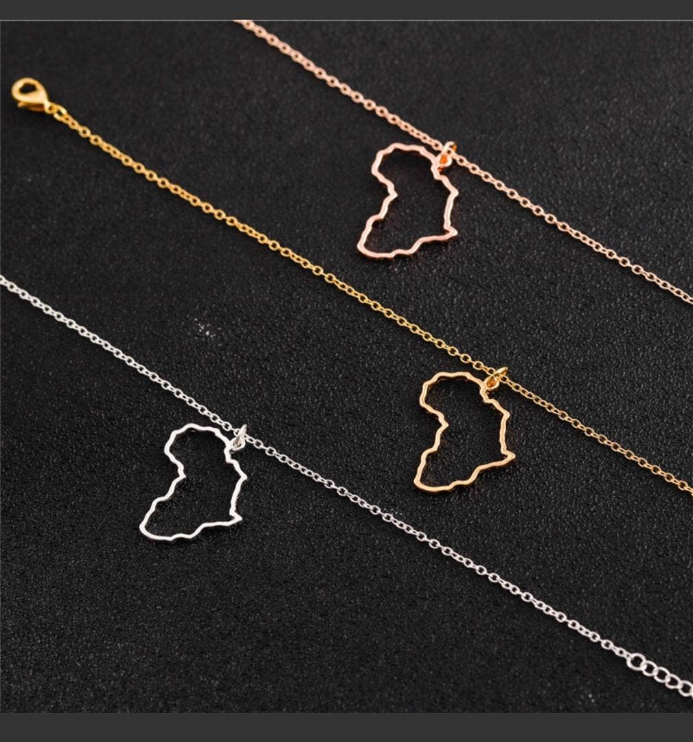 Necklace / pendant - African continent - Silver