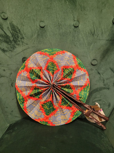 Folding fans
