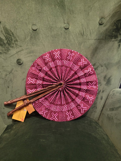 Folding fans