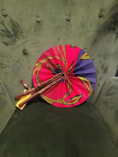 Folding fans