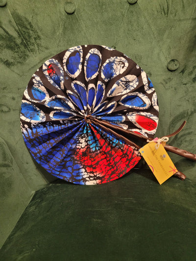 Folding fans