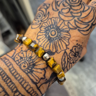 DBV-#3 Yellow Tiger Eye Cube with silver  Bead Bracelets