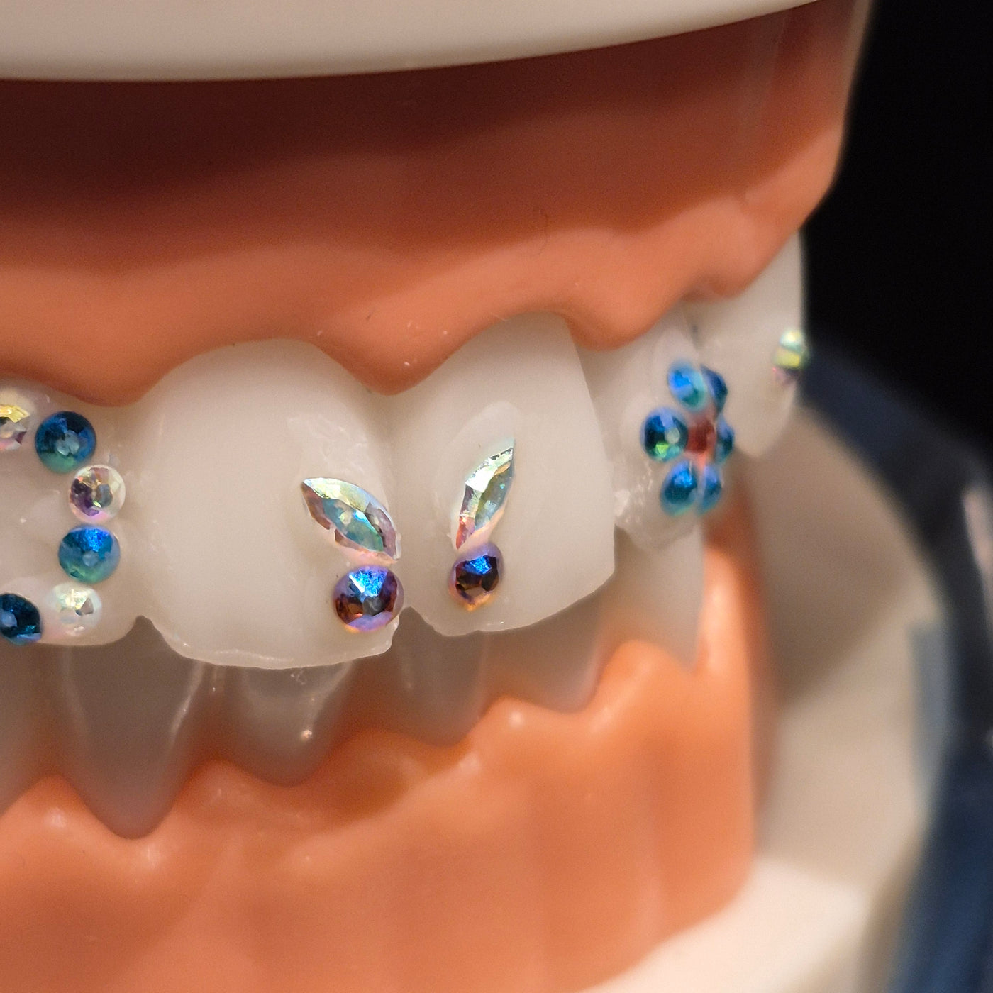 Tooth Gems at DDC WRAPS